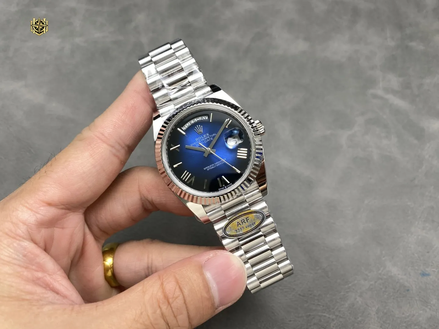 LOSHIFY Premium Timepiece