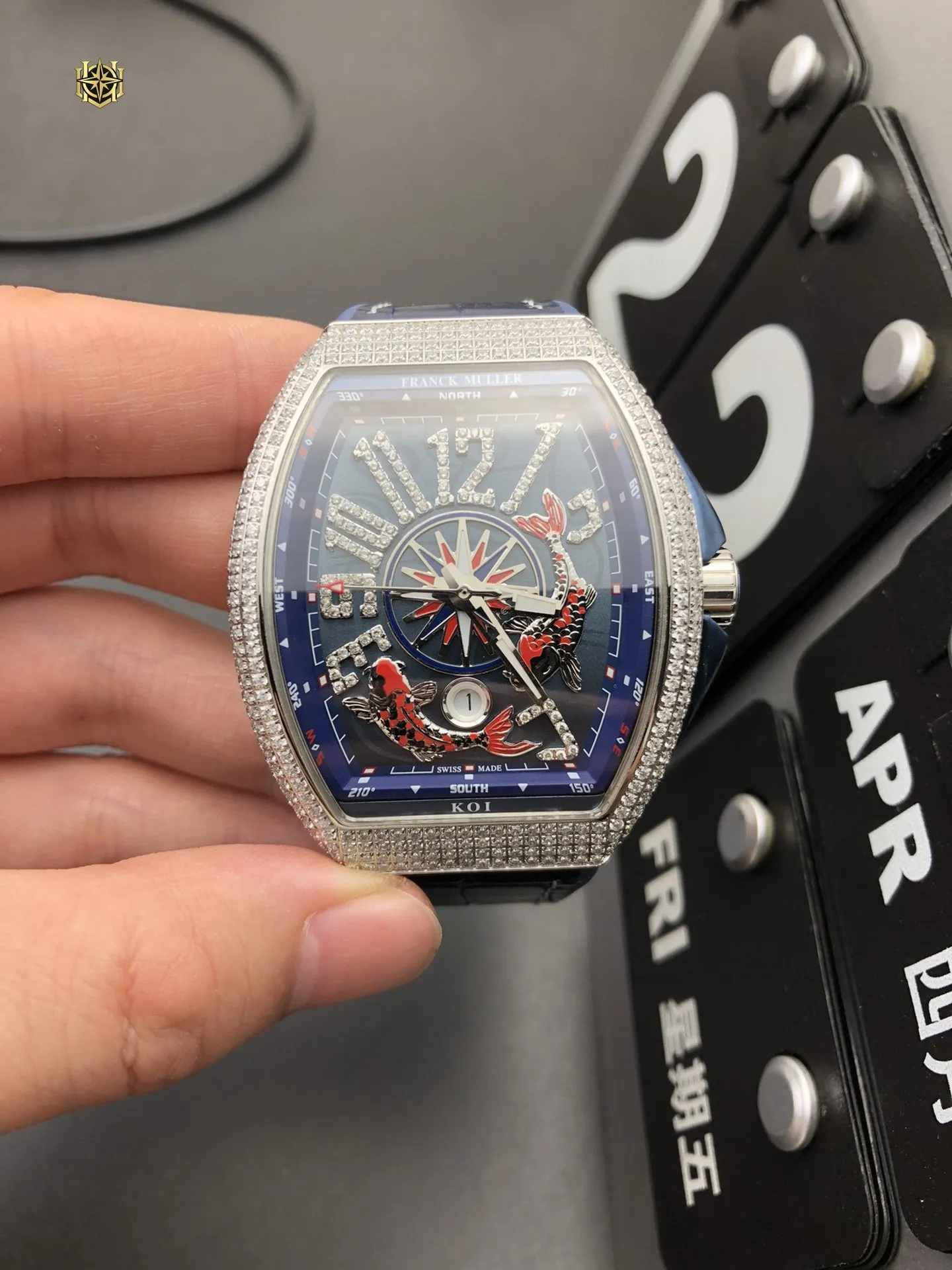 LOSHIFY Premium Timepiece