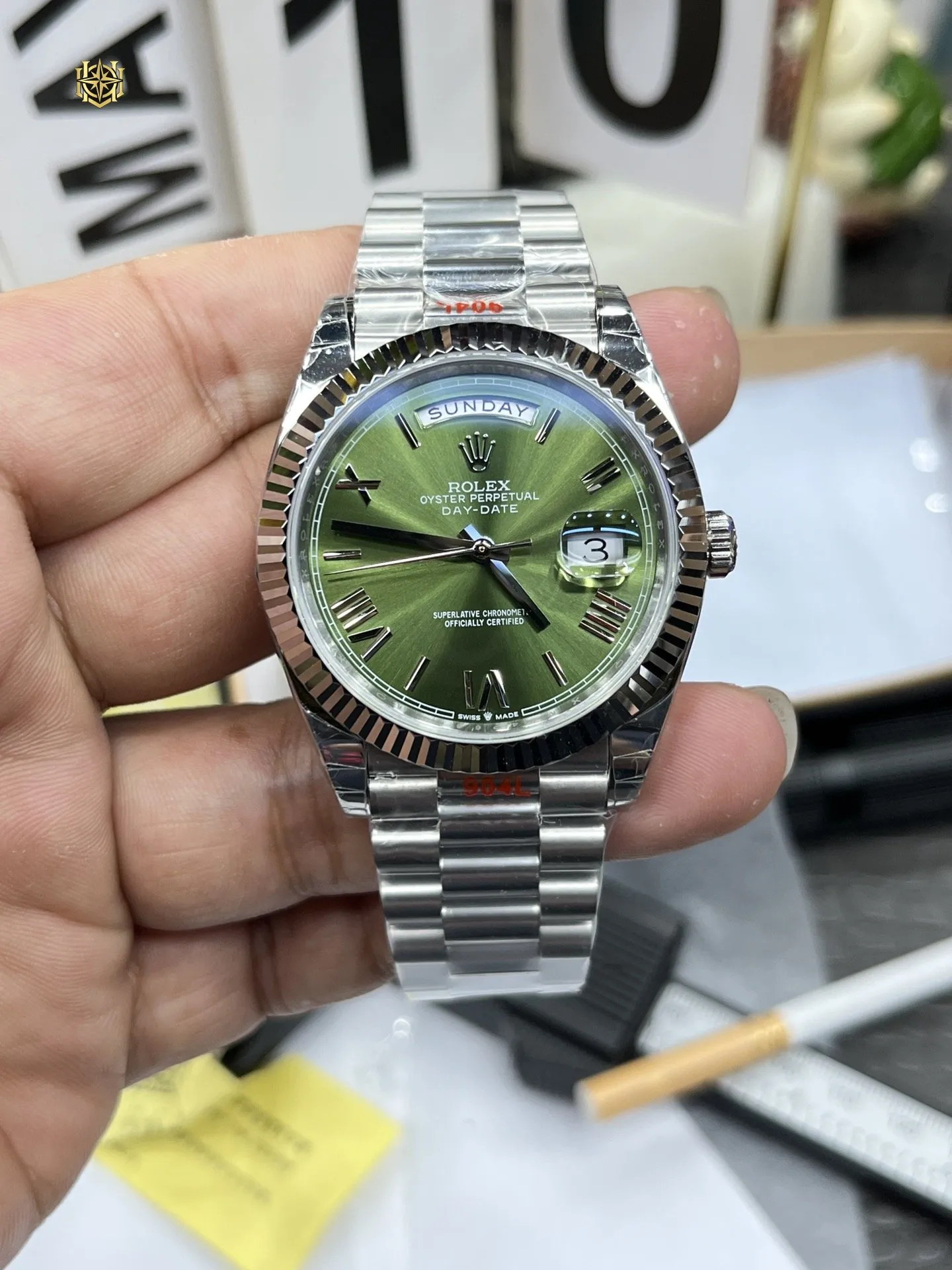 LOSHIFY Premium Timepiece